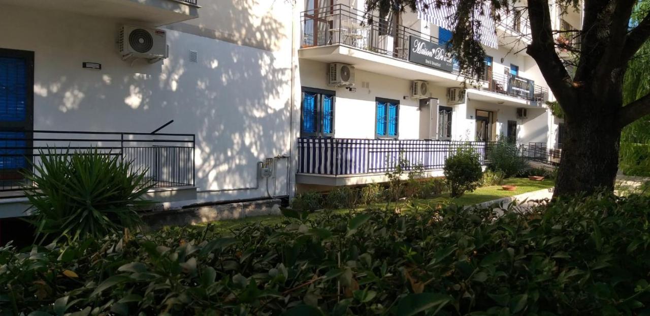 Pompei Center Life Atmosphere Екстер'єр фото