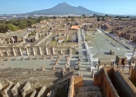 Pompei Center Life Atmosphere Екстер'єр фото